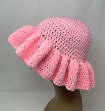 Load image into Gallery viewer, Crochet ruffle hat
